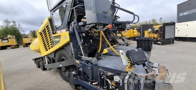 Bomag BF600P-2 Асфальтовкладачі