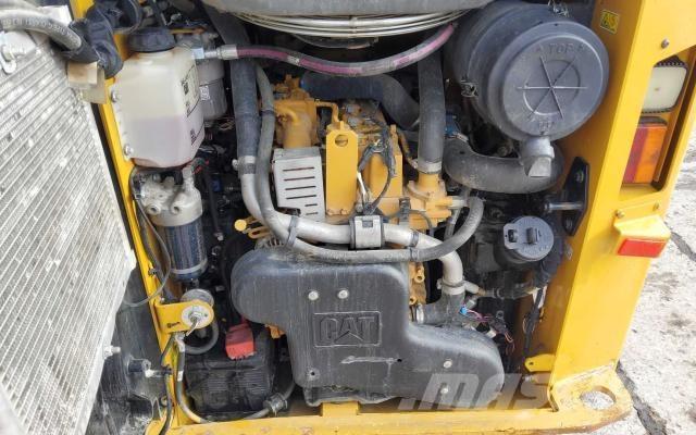 CAT 259D HF Міні-навантажувачі