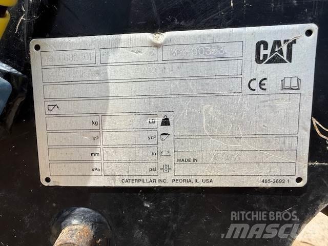 CAT 320-07 Гусеничні екскаватори