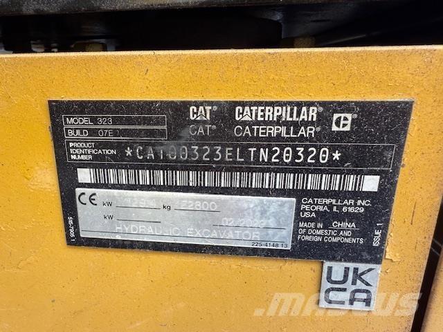 CAT 323-07 Гусеничні екскаватори