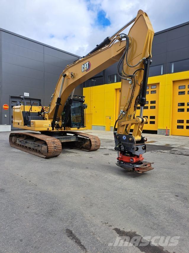 CAT 330 Гусеничні екскаватори