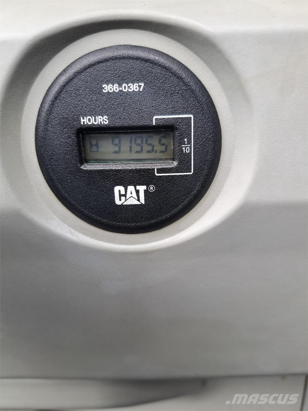CAT 352F XE Гусеничні екскаватори