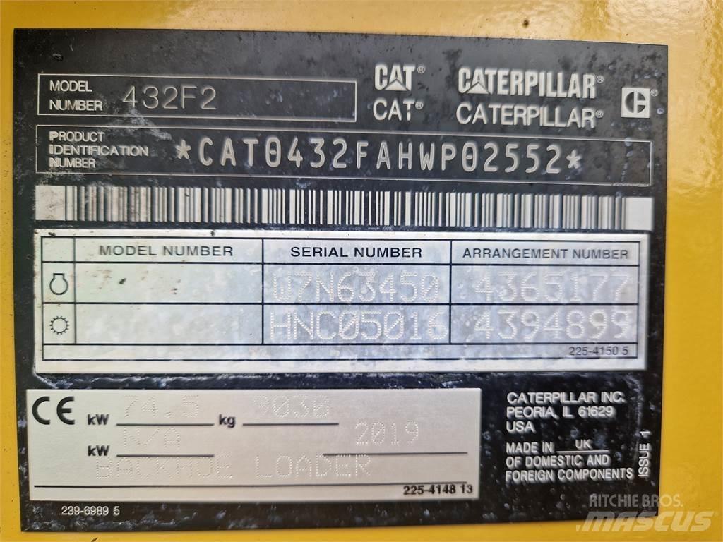 CAT 432F2 Екскаватори-навантажувачі