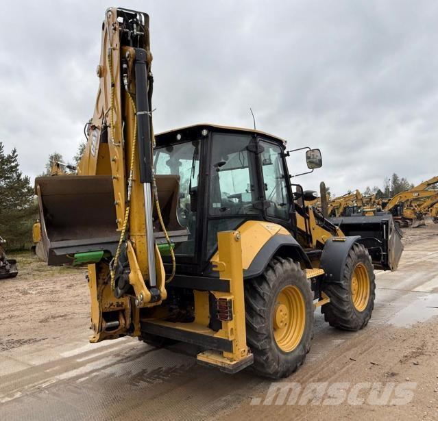 CAT 444 Екскаватори-навантажувачі