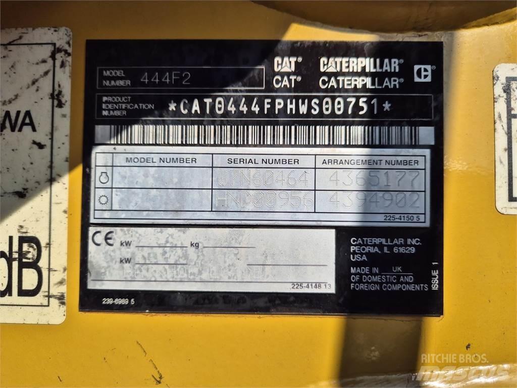 CAT 444F2 Екскаватори-навантажувачі