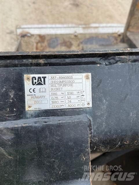 CAT 906 Фронтальні навантажувачі