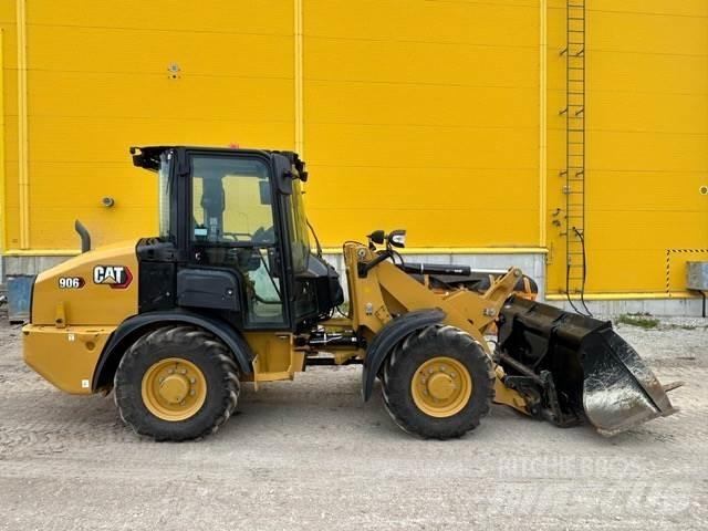 CAT 906-14 Фронтальні навантажувачі