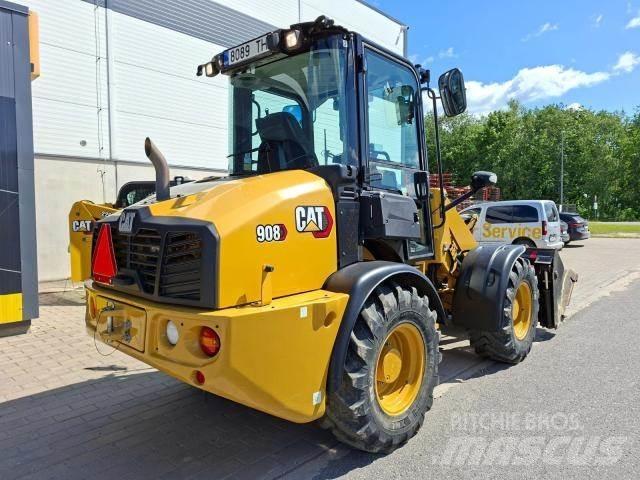 CAT 908 Фронтальні навантажувачі