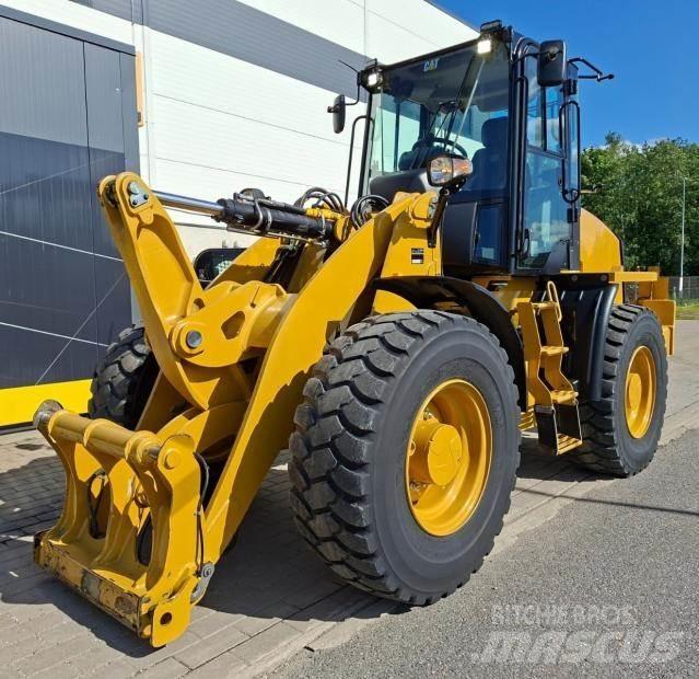 CAT 914M Фронтальні навантажувачі