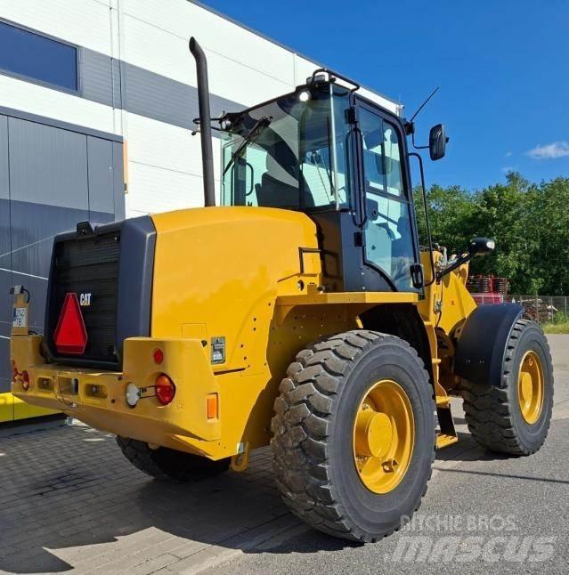 CAT 914M Фронтальні навантажувачі