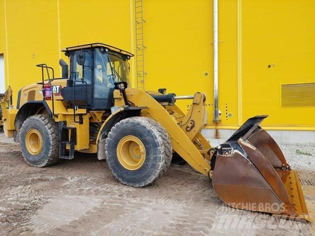 CAT 962 Фронтальні навантажувачі