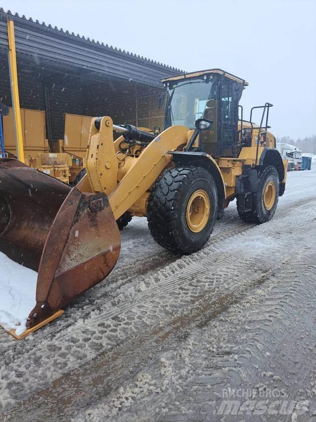 CAT 962 Фронтальні навантажувачі