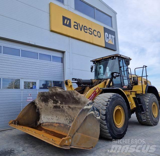 CAT 966 Фронтальні навантажувачі