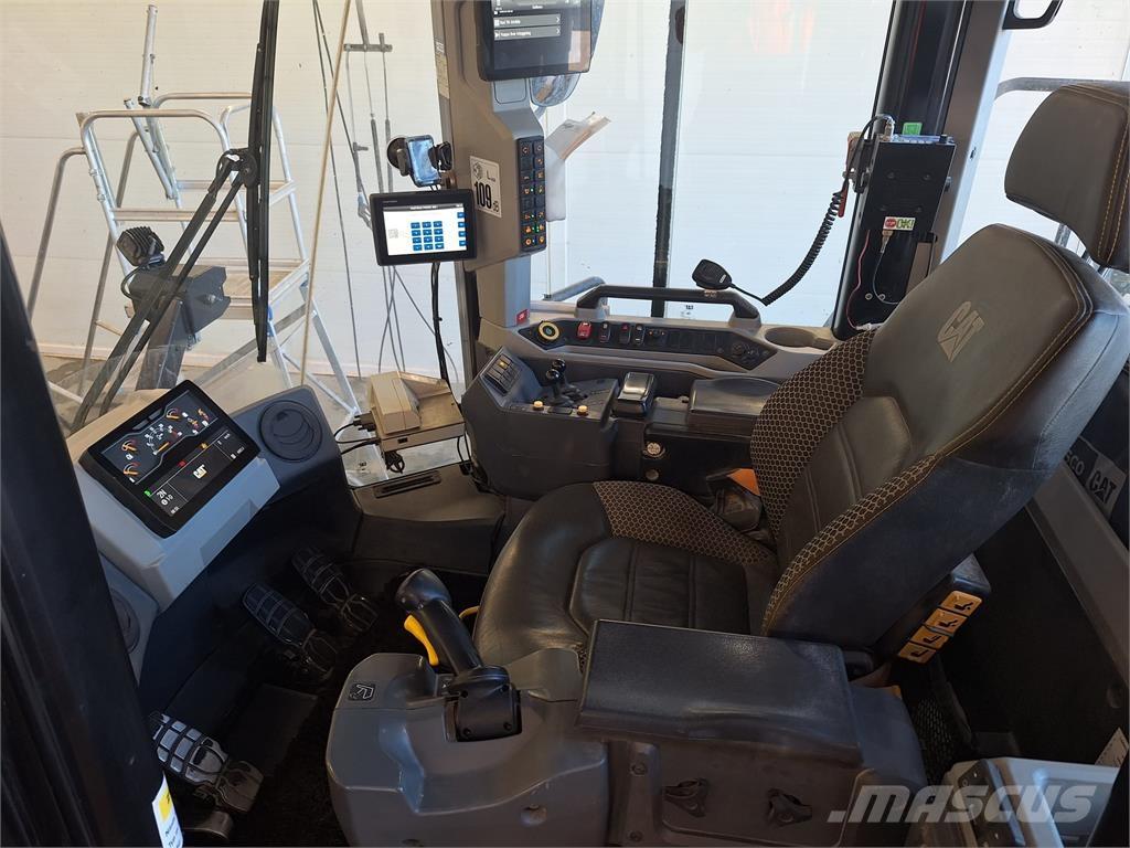 CAT 980 Фронтальні навантажувачі