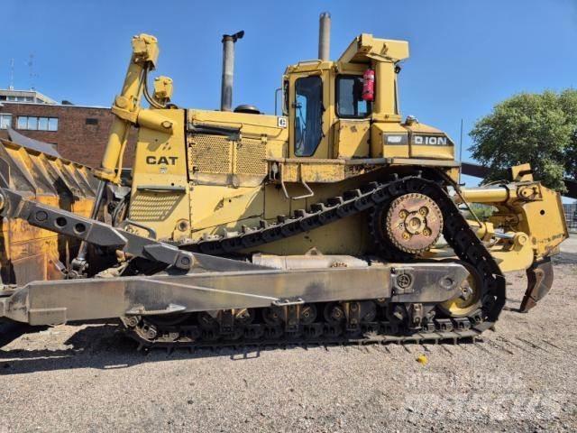 CAT D10N Гусеничні бульдозери