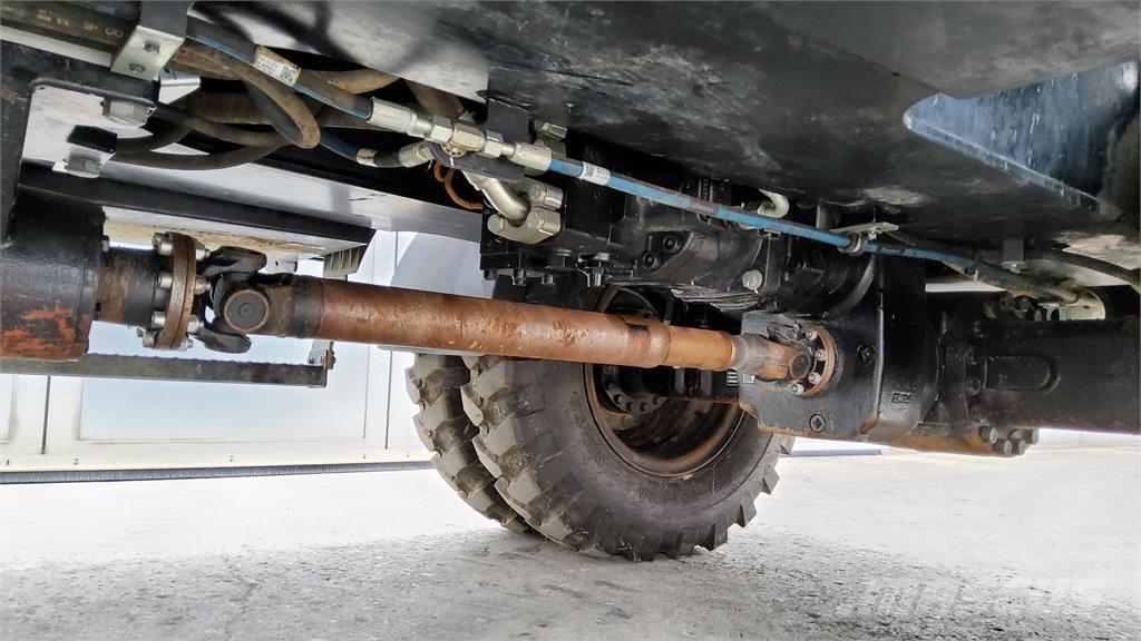 CAT M318-07E Колісні екскаватори