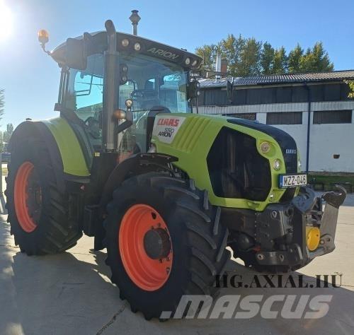 CLAAS ARION 550 Трактори