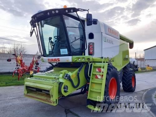CLAAS Lexion 670 Зернозбиральні комбайни