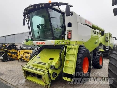 CLAAS Lexion 670 Зернозбиральні комбайни