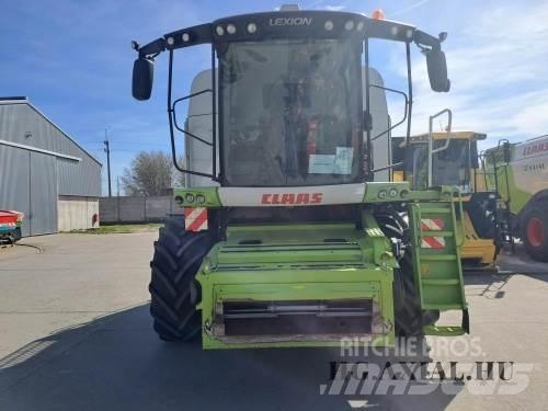 CLAAS Lexion 670 Зернозбиральні комбайни