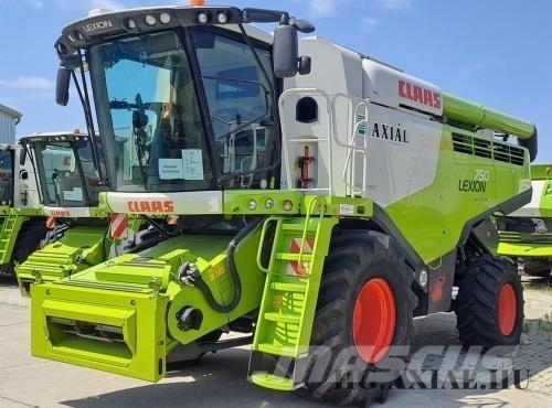 CLAAS Lexion 750 Зернозбиральні комбайни