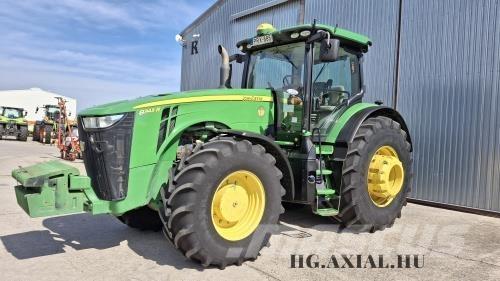 John Deere 8345R Трактори