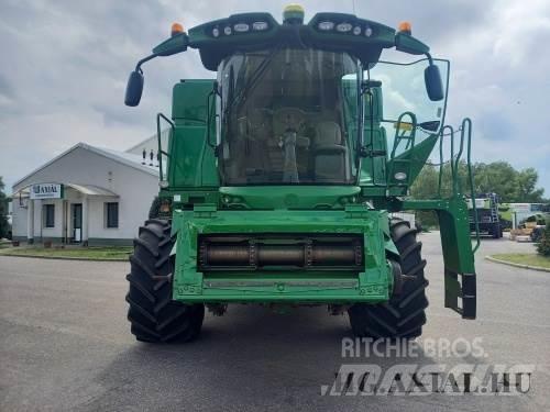 John Deere T660 Зернозбиральні комбайни