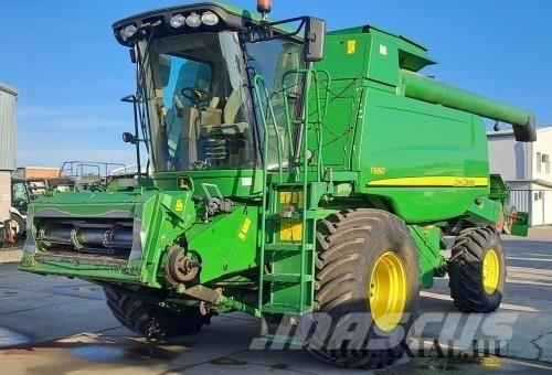 John Deere T660 Зернозбиральні комбайни