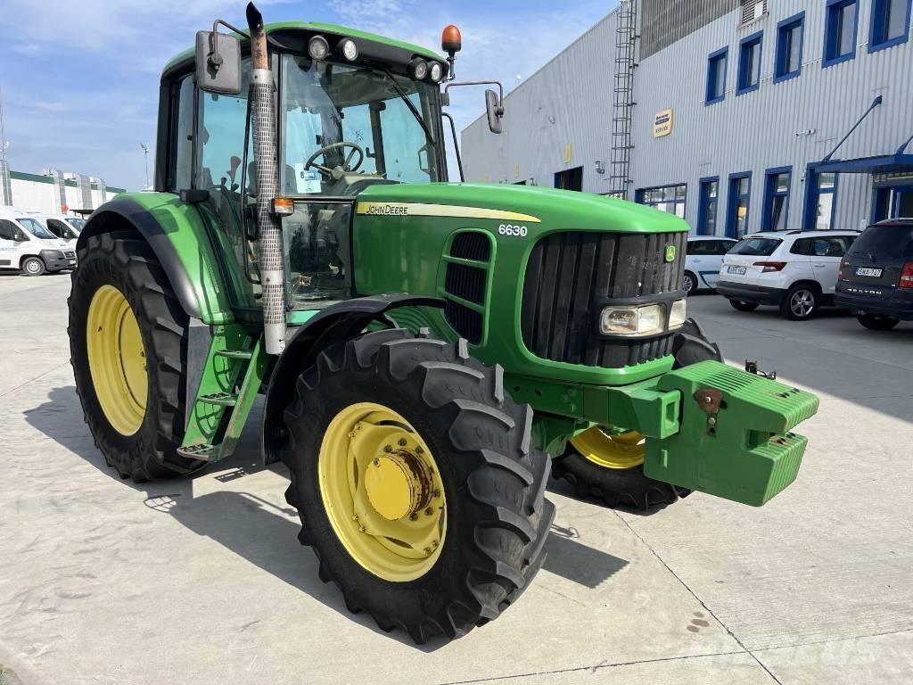 John Deere 6630 Трактори