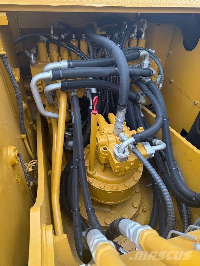 CAT 320 D Гусеничні екскаватори