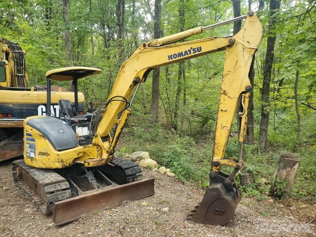 Komatsu PC50MR-2 Міні-екскаватори < 7т