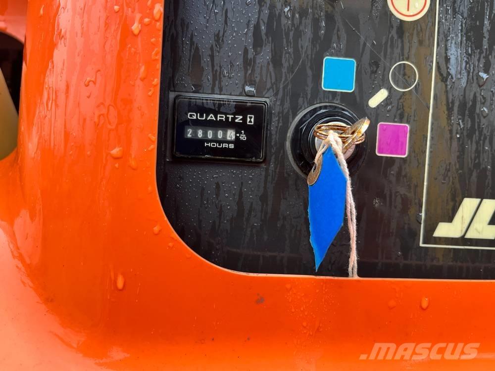 JLG 450 AJ Колінчаті підйомники