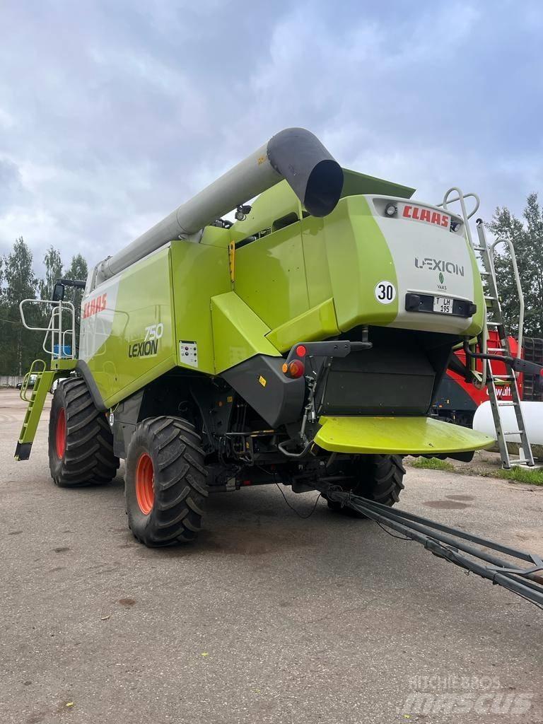CLAAS Lexion 750 Зернозбиральні комбайни