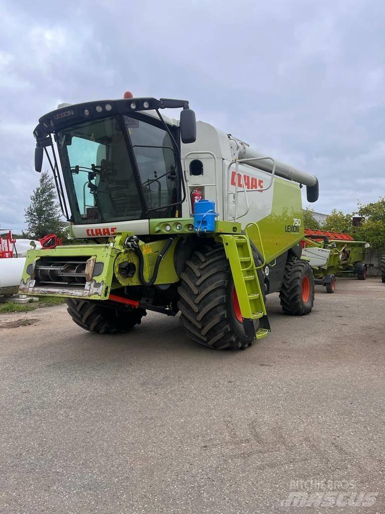 CLAAS Lexion 750 Зернозбиральні комбайни