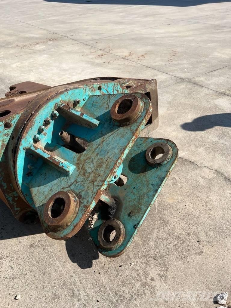 CMI fr 26 Грейфери