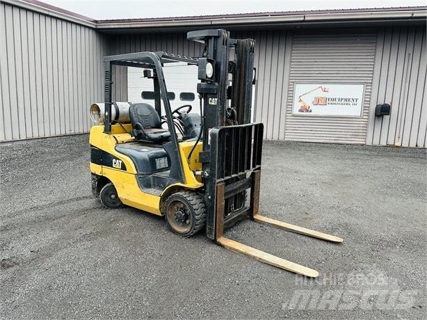 CAT C 6000 Навантажувачі для контейнерів
