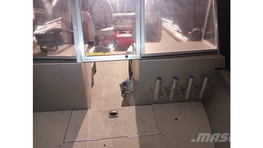  tracker 16 Foot Суднові допоміжні двигуни