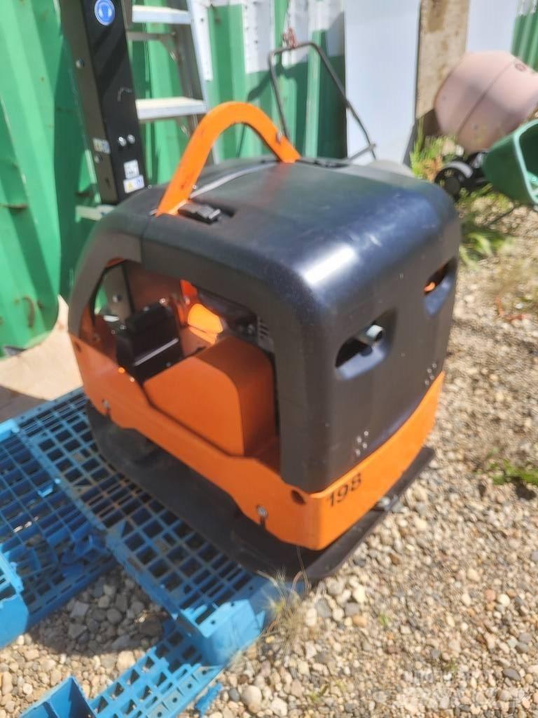 Atlas Copco RP400 Причепні віброкатки