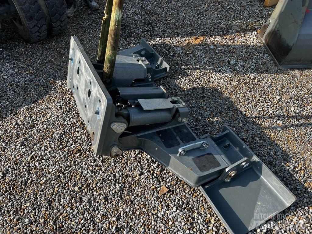 Wacker Neuson EW 65 Шасі