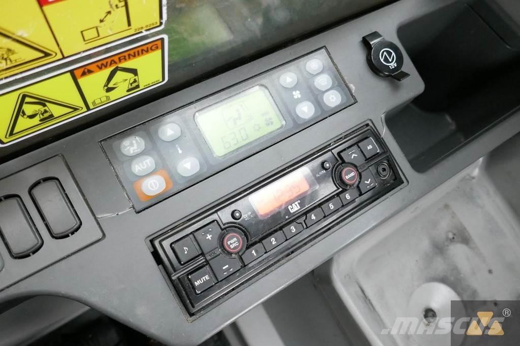 CAT 349FL Гусеничні екскаватори