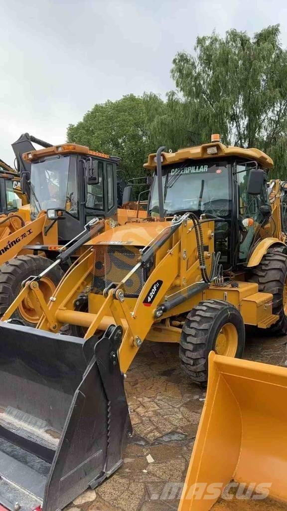 CAT 420 F Екскаватори-навантажувачі