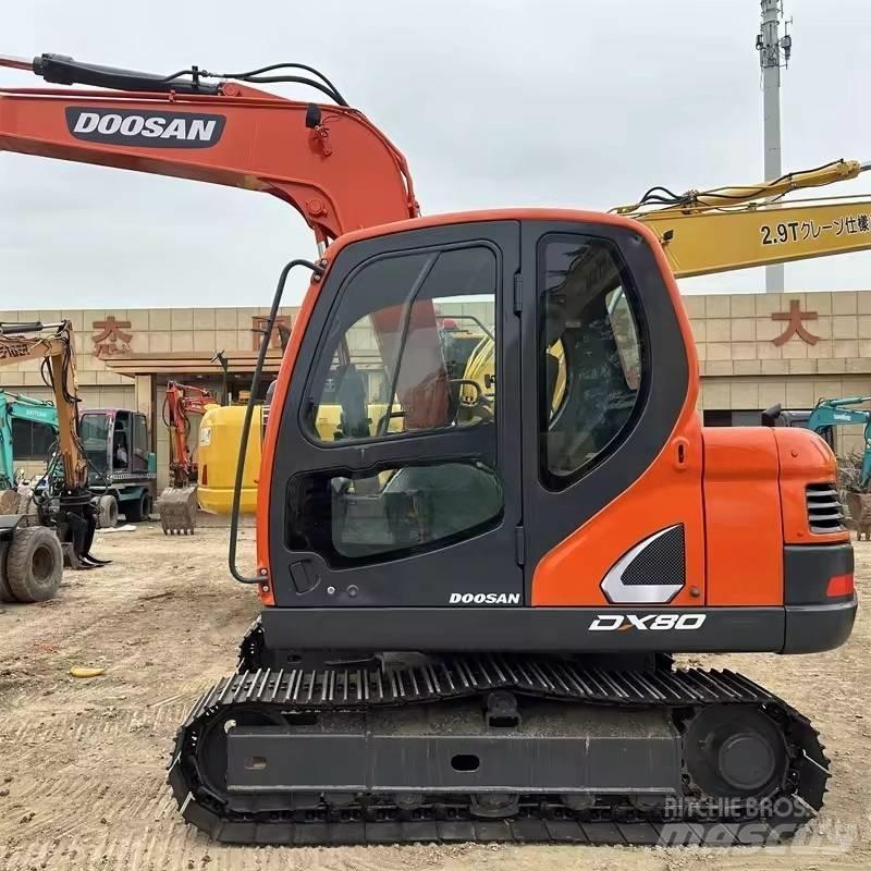 Doosan DX 80 Середні екскаватори 7т. - 12т.