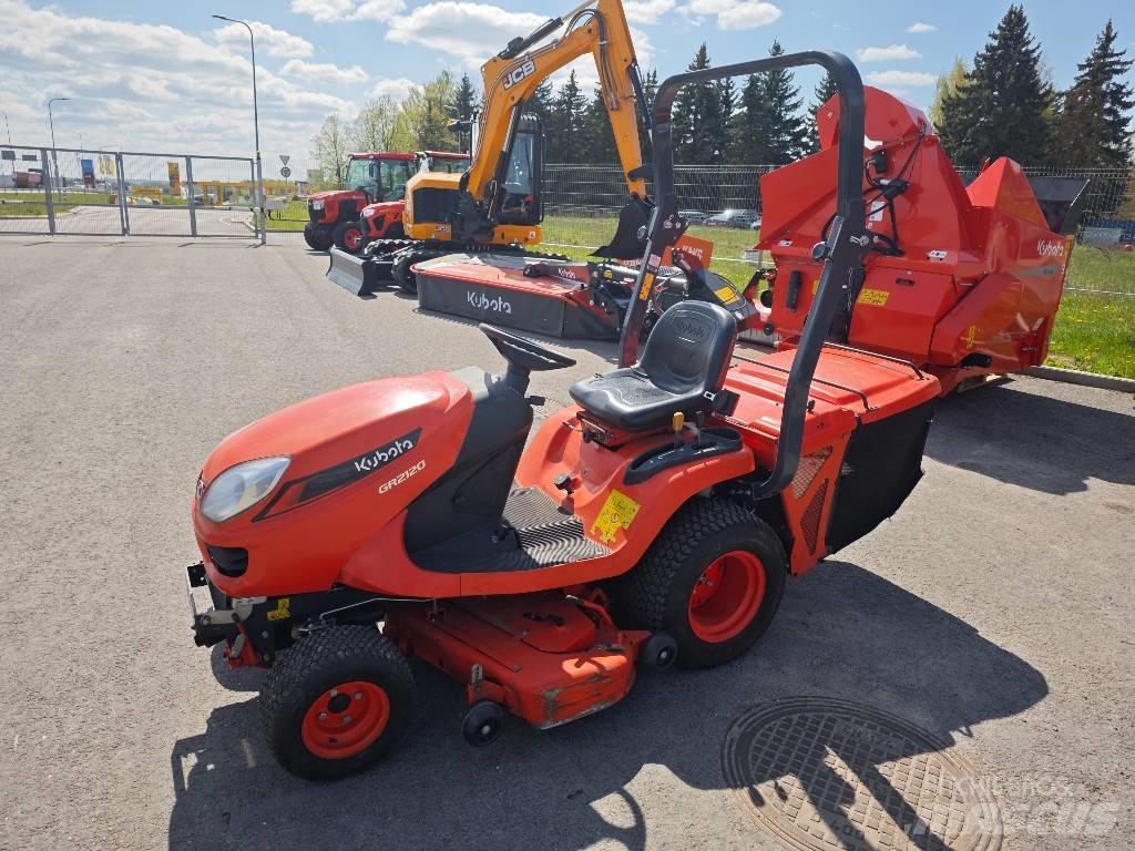 Kubota GR 2120 Самохідні газонокосарки
