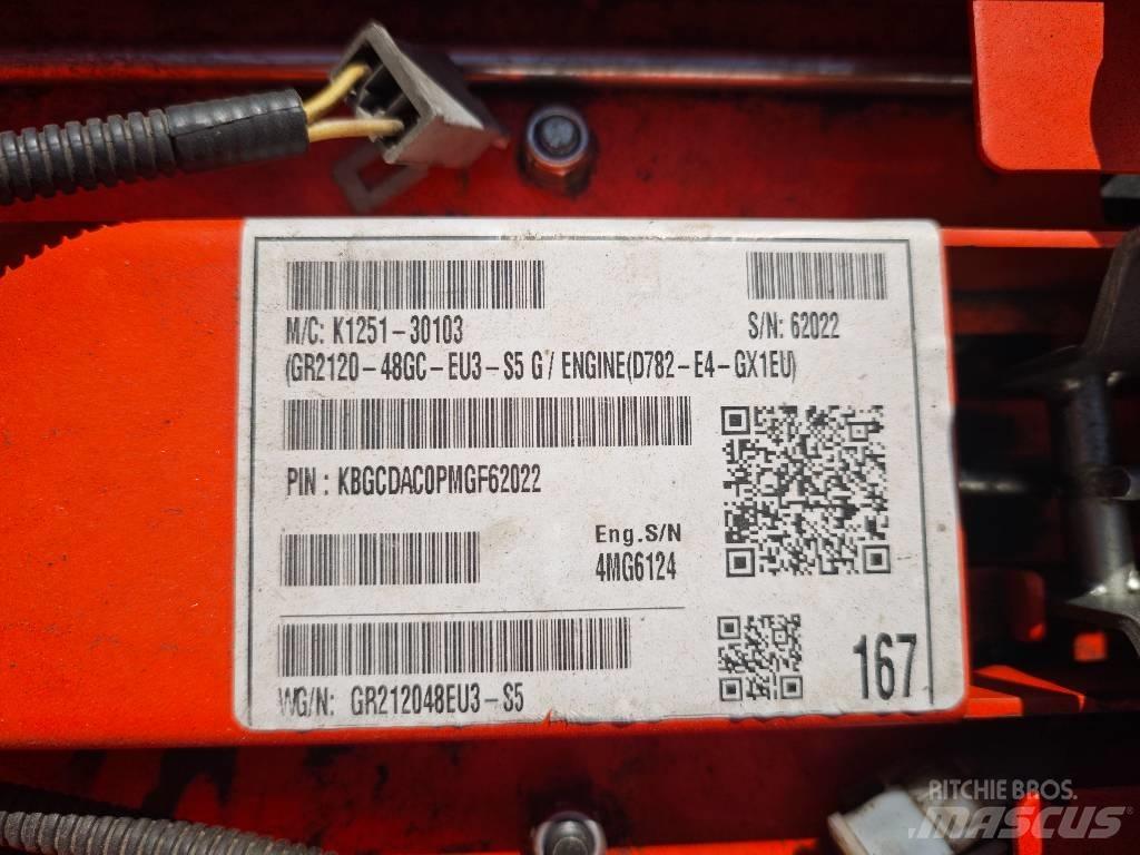 Kubota GR 2120 Самохідні газонокосарки