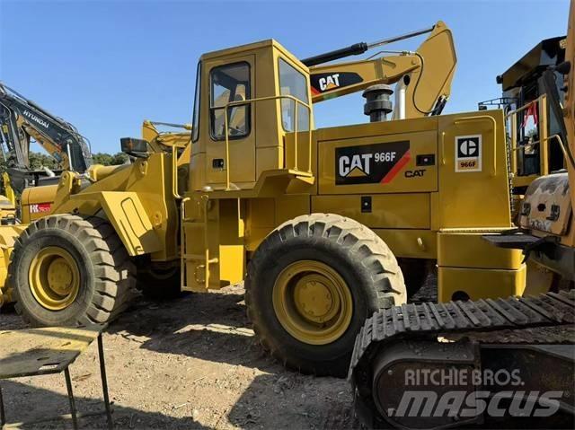 CAT 966 F Фронтальні навантажувачі