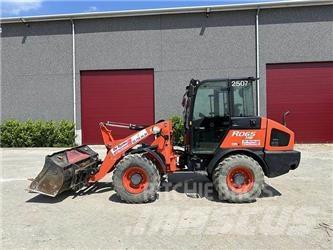 Kubota DR2507 Фронтальні навантажувачі