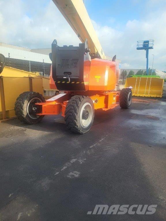 JLG 1500AJP Колінчаті підйомники