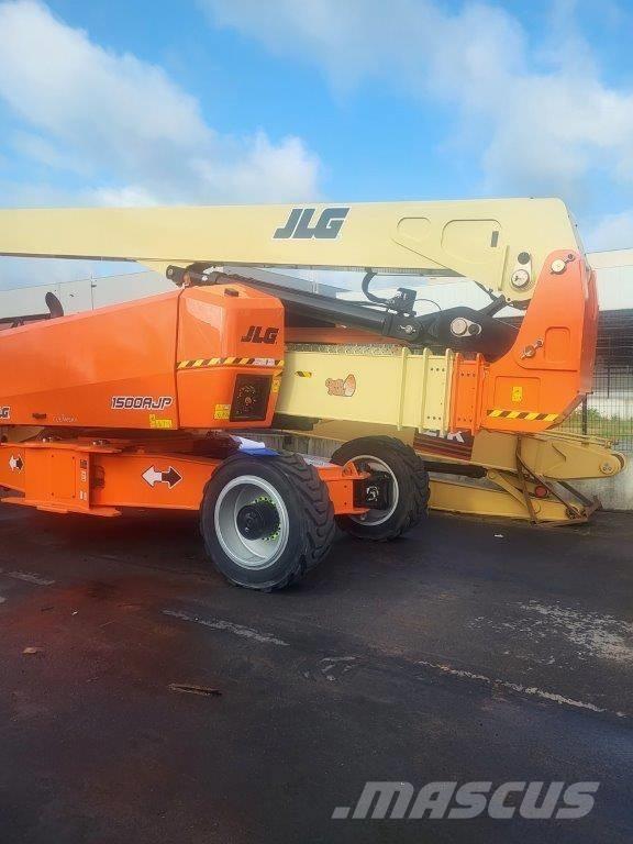 JLG 1500AJP Колінчаті підйомники