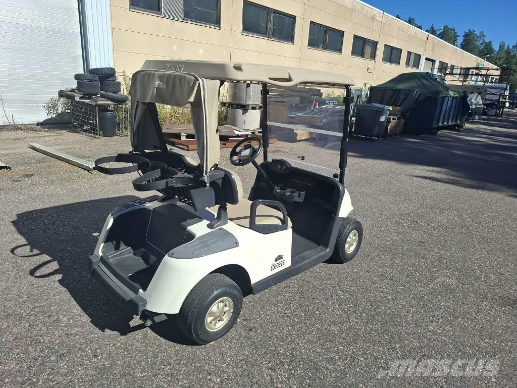 Ezgo RXV Гольф-мобілі