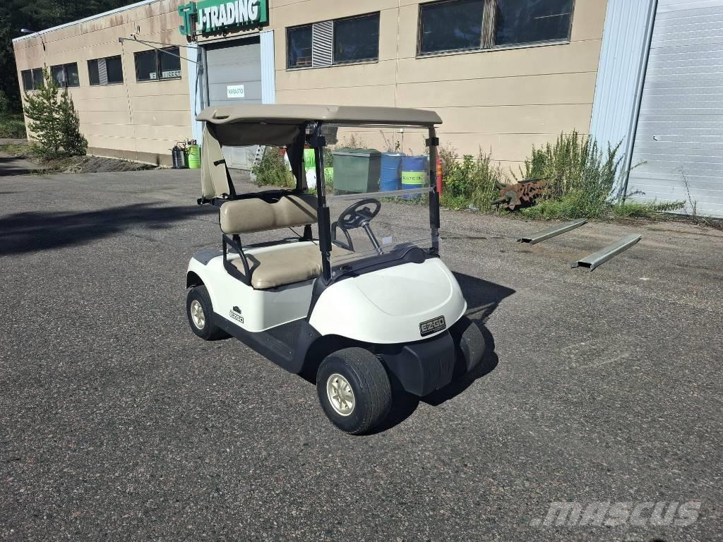 Ezgo RXV Гольф-мобілі